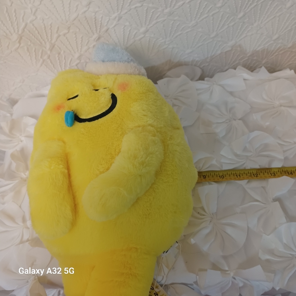 New LEMON8 Yellow Plush Toy with Blue Hat - Picture 3 of 13